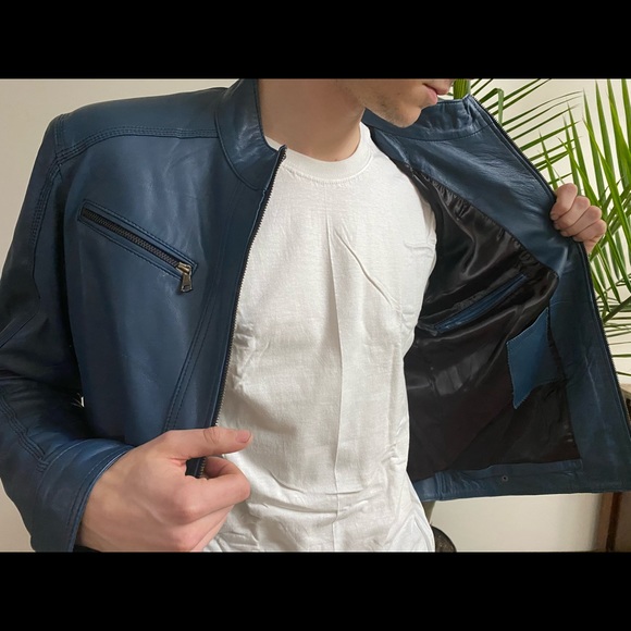 Leather Jacket - Picture 2 of 7